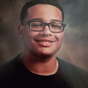 Meet your Posher, Troy